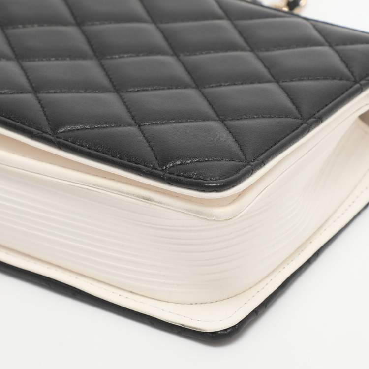 Pre Owned Chanel CC Book Black Quilted Leather Clutch Bag