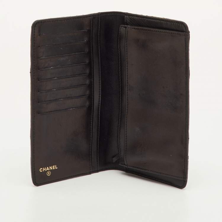 Pre Owned Chanel L Yen Black/Bronze Snakeskin Wallet