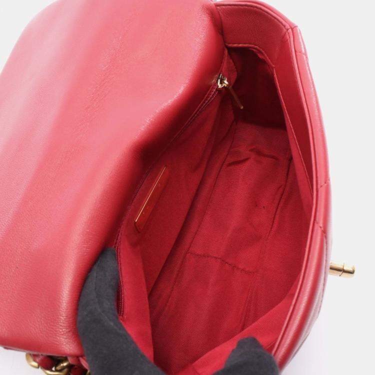 Pre Owned Chanel 19 Disneuf Matelasse Shoulder Bag Leather Red