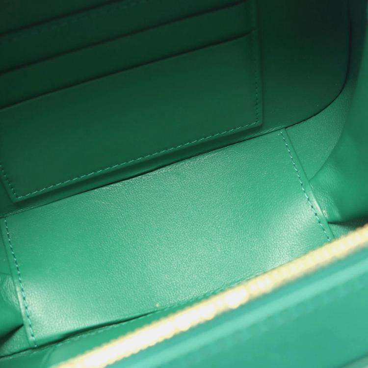 Pre Owned Chanel Matelasse Shoulder Bag Lambskin Leather Green