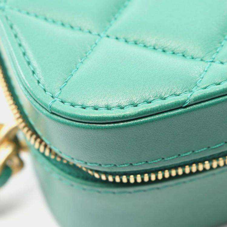 Pre Owned Chanel Matelasse Shoulder Bag Lambskin Leather Green