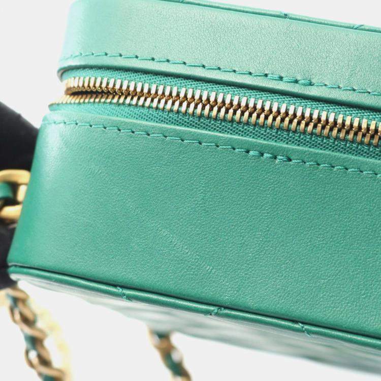 Pre Owned Chanel Matelasse Shoulder Bag Lambskin Leather Green