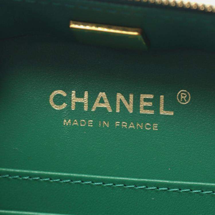 Pre Owned Chanel Matelasse Shoulder Bag Lambskin Leather Green
