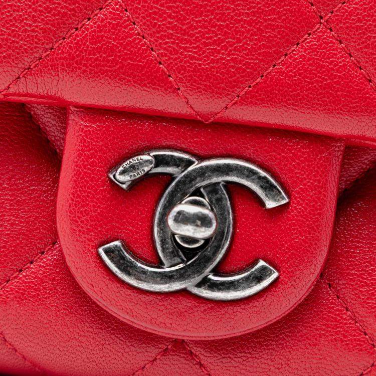 Pre Owned Chanel Red Medium Quilted Shiny Lambskin Burgundy Rocks Flap