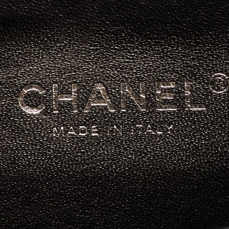 Pre Owned Chanel Double Chain Black Quilted Leather Flap Shoulder Bag