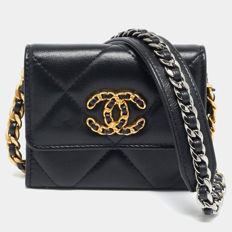 Pre Owned Chanel 19 Black Quilted Leather Wallet On Chain