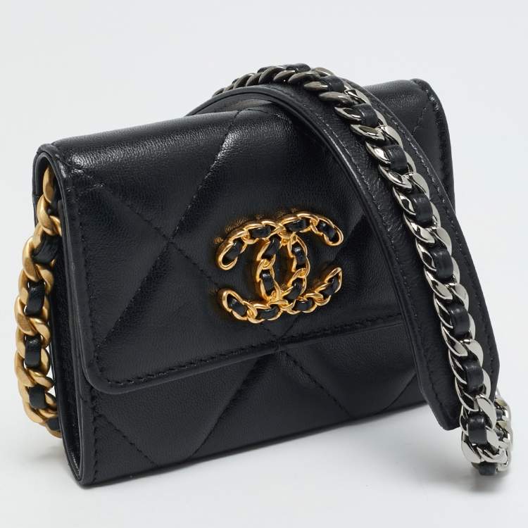 Pre Owned Chanel 19 Black Quilted Leather Wallet On Chain