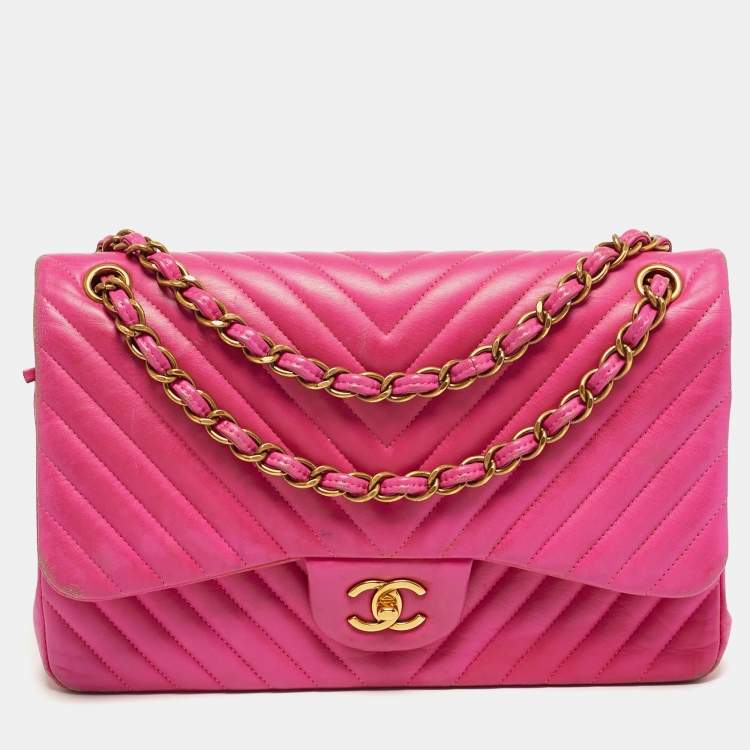 مملوكة مسبقًا Chanel Classic Double Flap Jumbo Pink Chevron Leather Shoulder Bag