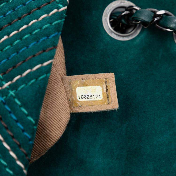 Pre Owned Chanel Green Paris Edinburgh Medium Stitched Suede Saltire Single Flap