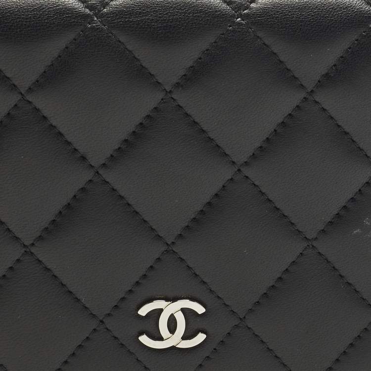 Pre Owned Chanel L Yen Black Quilted Leather Wallet