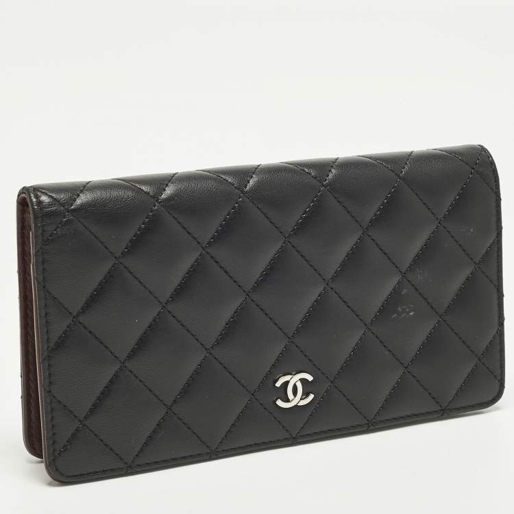 Pre Owned Chanel L Yen Black Quilted Leather Wallet
