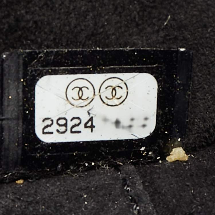 Pre Owned Chanel Travel Kit Black Quilted Leather Vanity Case Bag