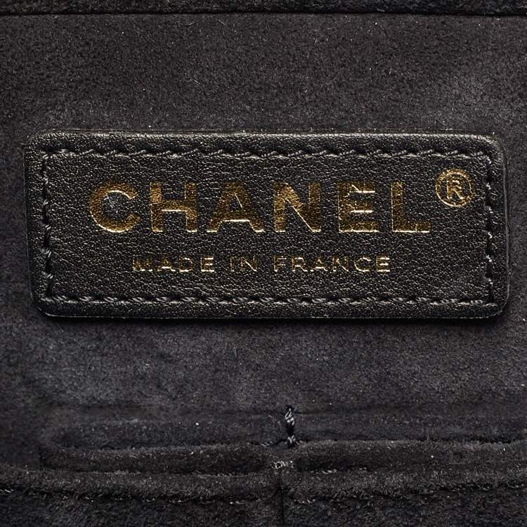 Pre Owned Chanel Travel Kit Black Quilted Leather Vanity Case Bag