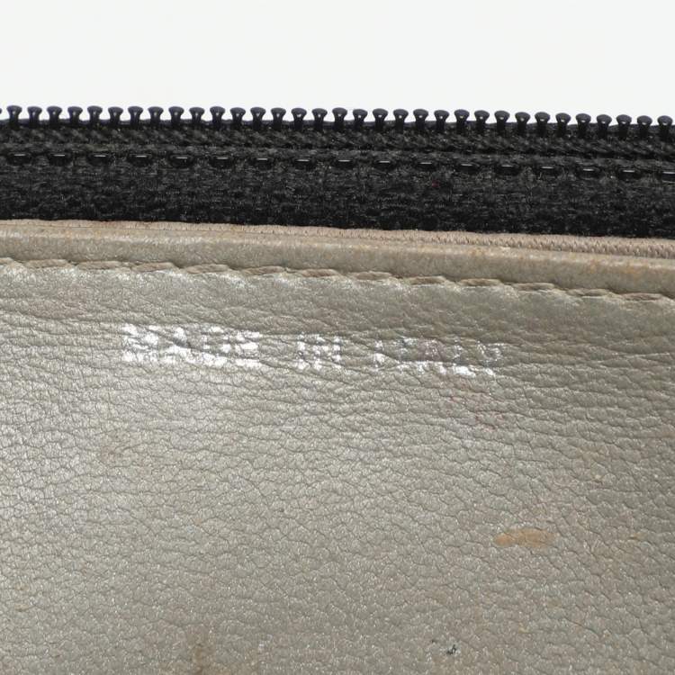 Pre Owned حقيبة كلتش شانيل WOC جلد نقش كاميليا سوداء