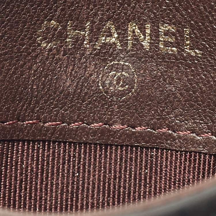 مملوكة مسبقًا Chanel CC Black Quilted Leather Card Holder