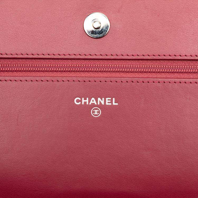 Pre Owned Chanel Pink CC Embossed Lambskin Camellia Wallet On Chain