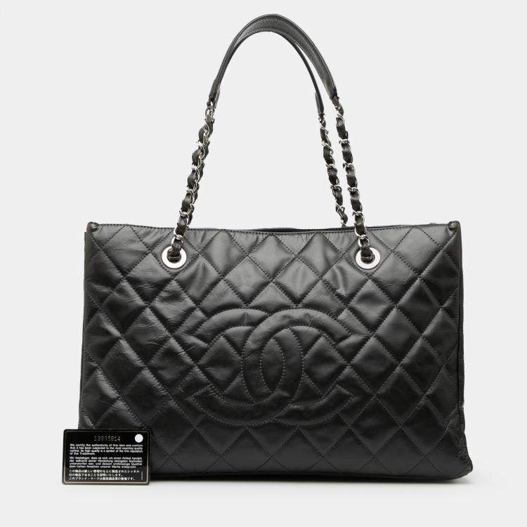 Pre Owned Chanel Black CC Crinkled Calfskin Chain Shopping Tote