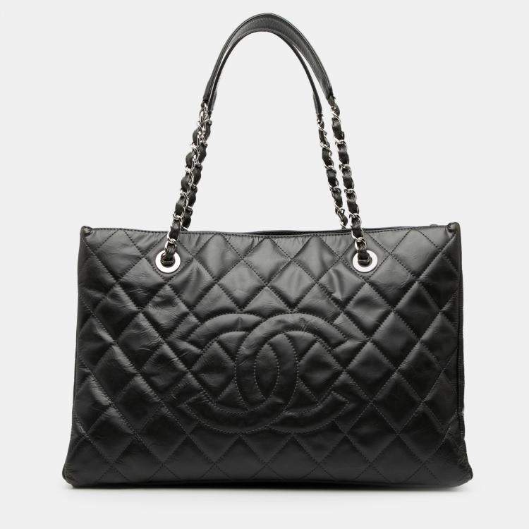 Pre Owned Chanel Black CC Crinkled Calfskin Chain Shopping Tote