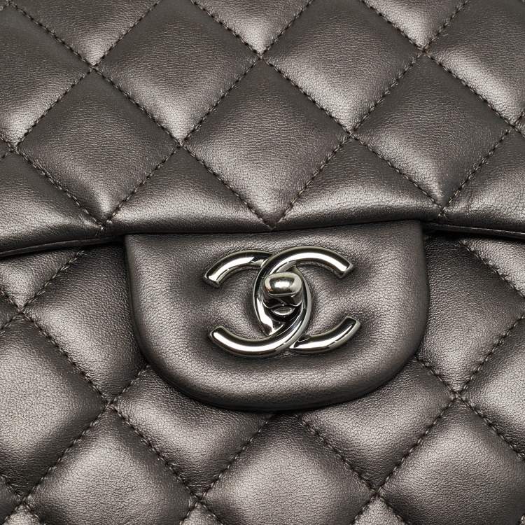 Pre Owned Chanel Classic Single Maxi Metallic Quilted Leather Flap Bag