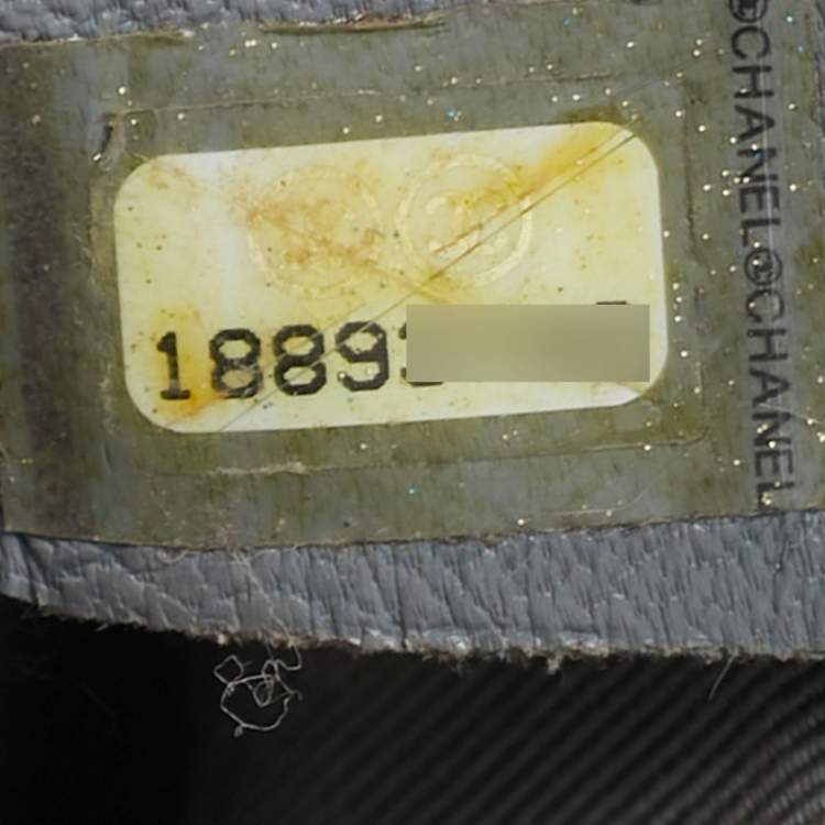 Pre Owned Chanel Boy Medium Black Quilted Leather Flap Bag