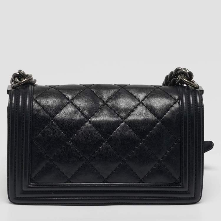 Pre Owned Chanel Boy Medium Black Quilted Leather Flap Bag