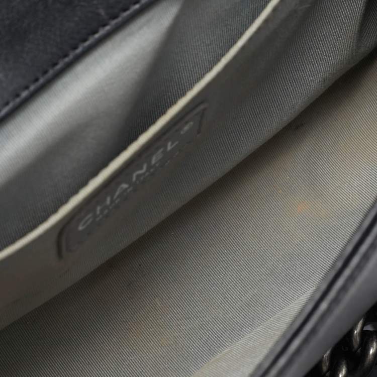 Pre Owned Chanel Boy Medium Black Quilted Leather Flap Bag