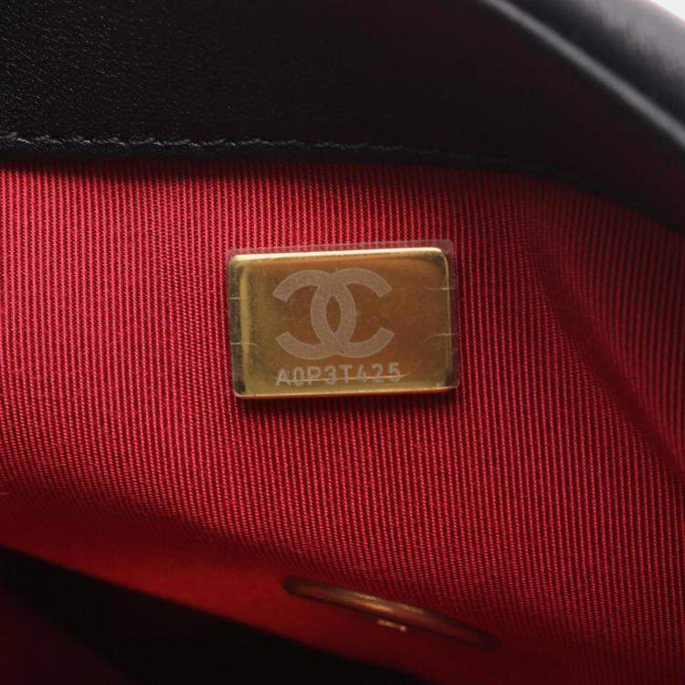 Pre Owned Chanel 19 Disneuf Matelasse Shoulder Bag In Lambskin Leather Black