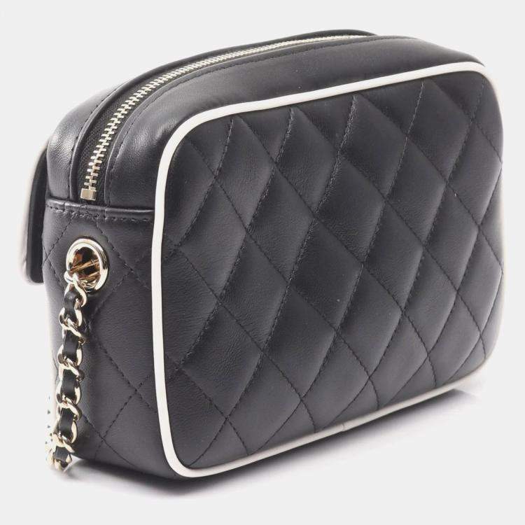 Pre Owned Chanel Matelasse Shoulder Bag Lambskin Leather Black And White