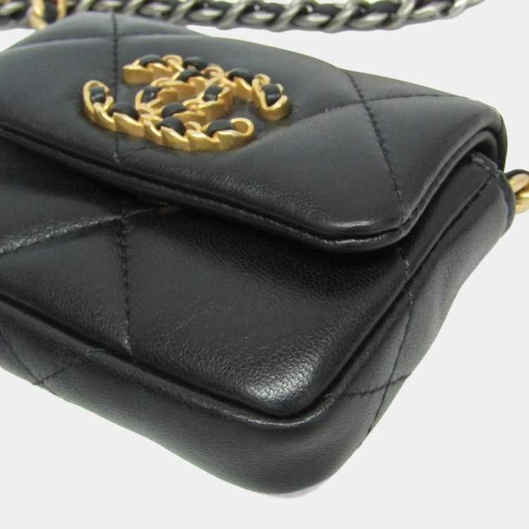 مملوكة مسبقًا Chanel Chanel 19 Chain Belt Bag Leather Fanny Pack Black