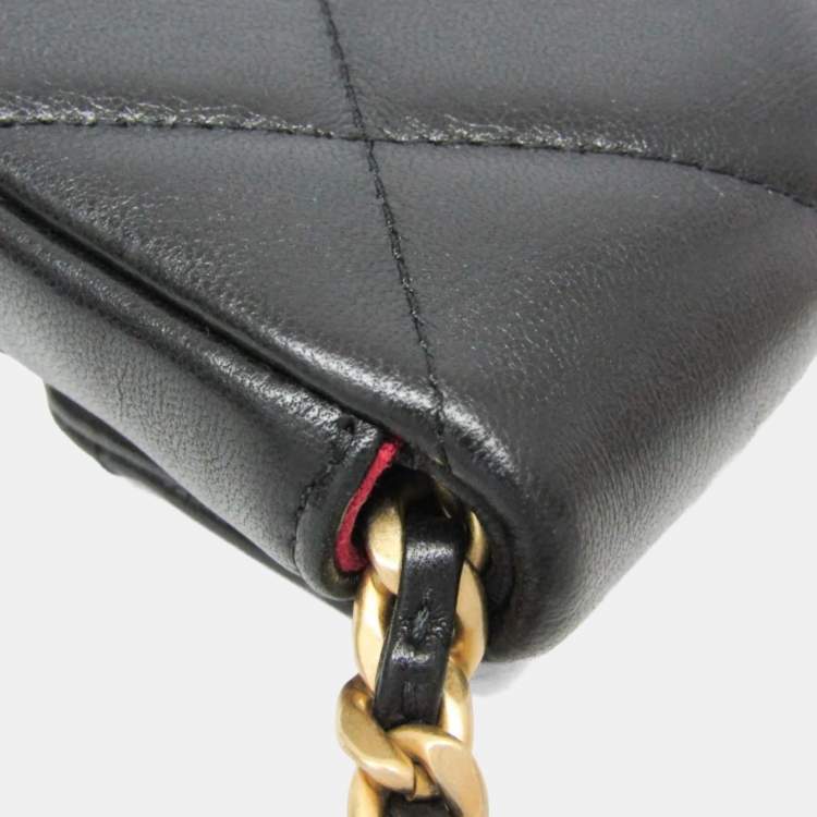 مملوكة مسبقًا Chanel Chanel 19 Chain Belt Bag Leather Fanny Pack Black