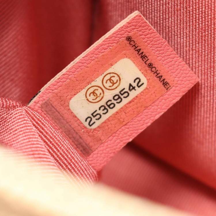 مملوكة مسبقًا Chanel Boy Chanel Small Shoulder Bag In Grained Calfskin Caviar Pink Multicolor