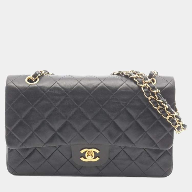 مملوكة مسبقًا Chanel Matelasse Double Flap Shoulder Bag In Lambskin Leather Black
