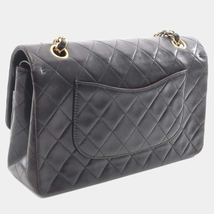 مملوكة مسبقًا Chanel Matelasse Double Flap Shoulder Bag In Lambskin Leather Black