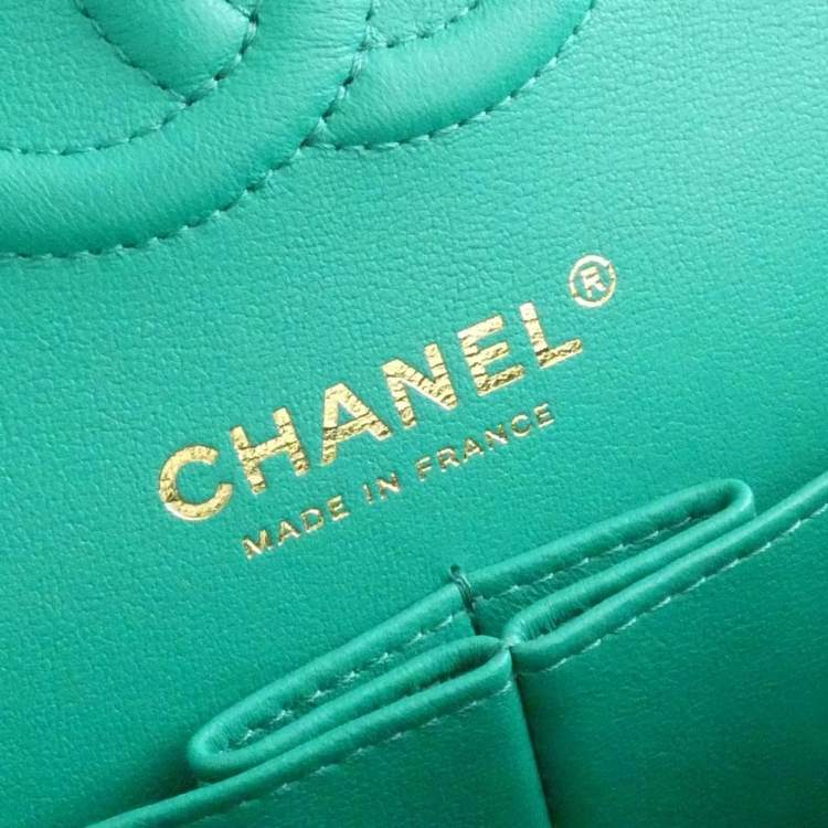 Pre Owned Chanel Green Lambskin Leather Shoulder Bag GHW