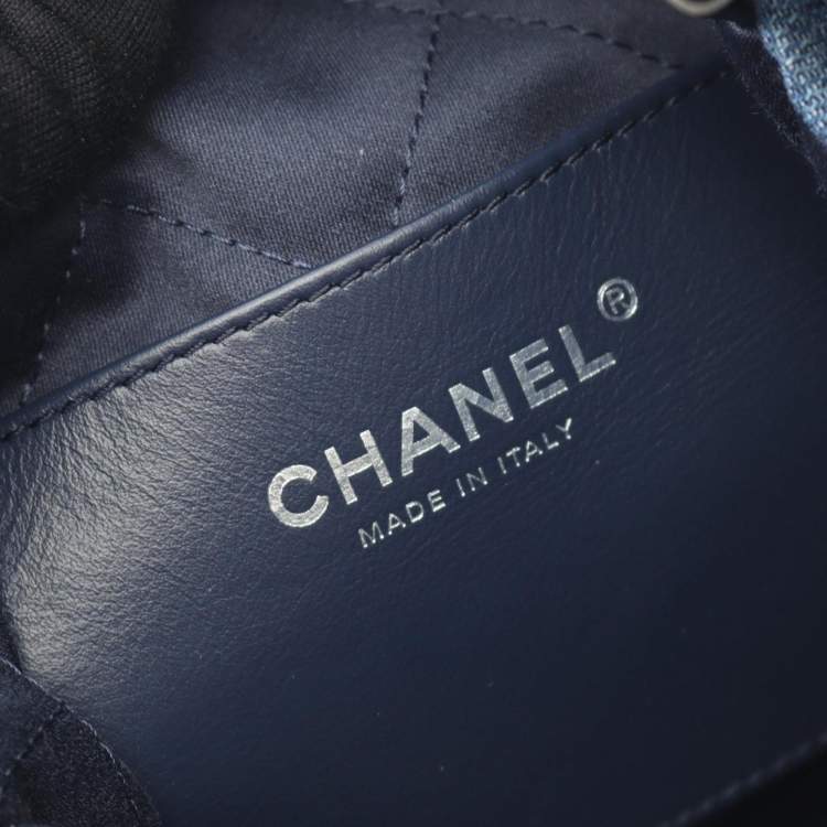 Pre Owned Chanel 22 Mini Shoulder Bag Denim And Leather Blue