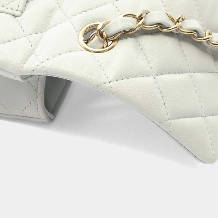 مملوكة مسبقًا Chanel Mini Matelasse 20 Shoulder Bag Lambskin Leather Gray