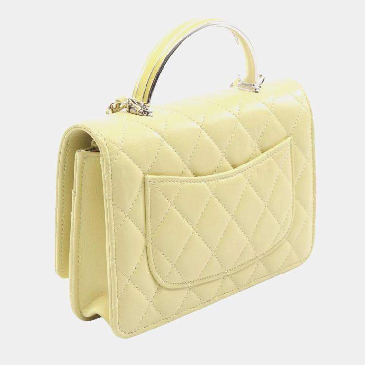 مملوكة مسبقًا Chanel Matelasse Shoulder Bag Lambskin Leather Yellow