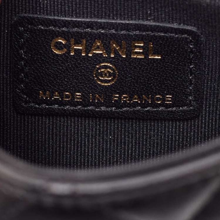 Pre Owned حقيبة يد شانيل بقلاب بمقبض علوي من الجلد المبطن صغيرة جداً سوداء