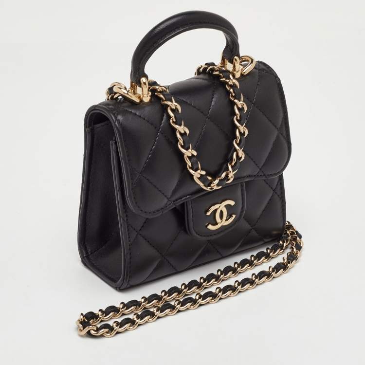 Pre Owned حقيبة يد شانيل بقلاب بمقبض علوي من الجلد المبطن صغيرة جداً سوداء