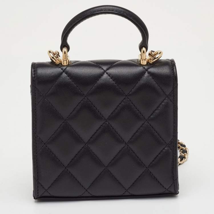 Pre Owned حقيبة يد شانيل بقلاب بمقبض علوي من الجلد المبطن صغيرة جداً سوداء