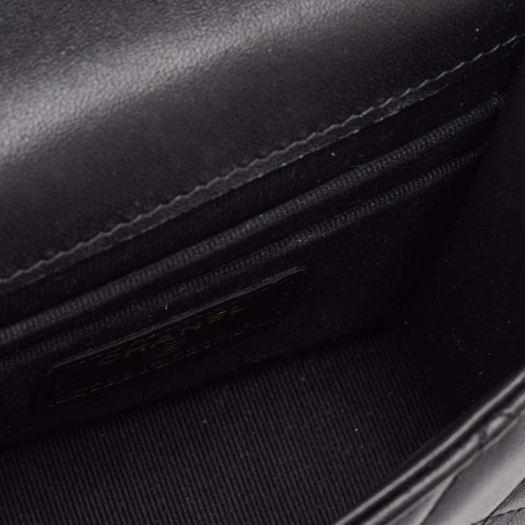 Pre Owned حقيبة يد شانيل بقلاب بمقبض علوي من الجلد المبطن صغيرة جداً سوداء