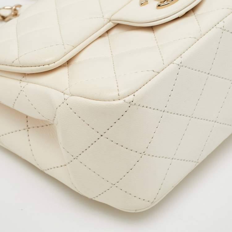 Pre Owned Chanel Classic Square Mini White Quilted Leather Single Flap Bag