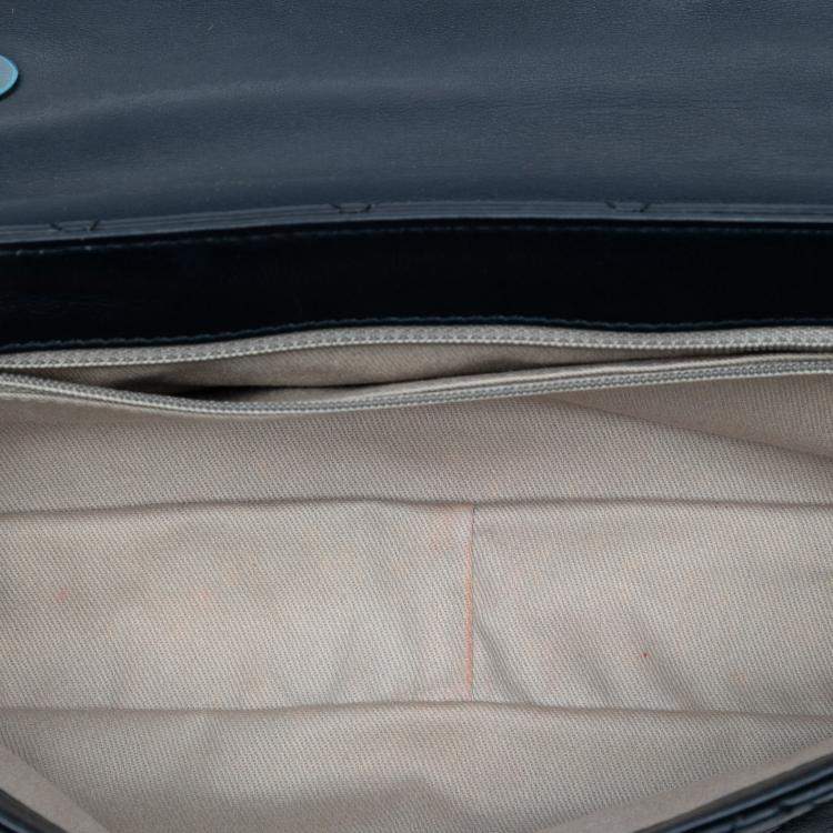 مملوكة مسبقًا Chanel Blue Medium Quilted Tricolor Lambskin Country Chic Flap