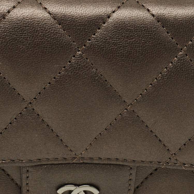 Pre Owned محفظة شانيل جلد كافيار مبطنة سوداء كلاسيكية حجم كبير 