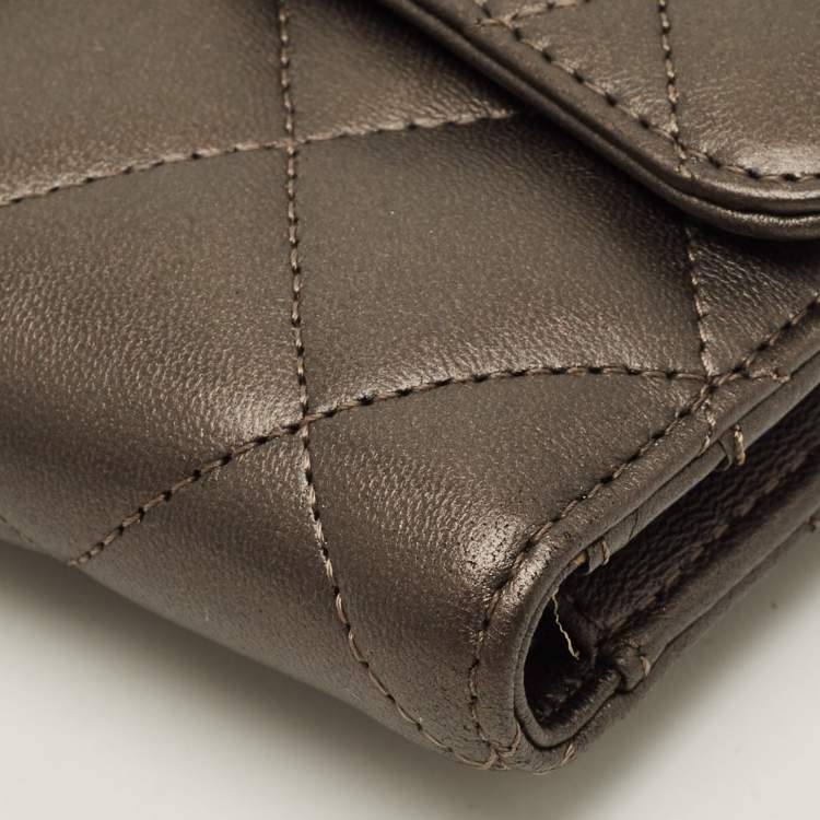 Pre Owned محفظة شانيل جلد كافيار مبطنة سوداء كلاسيكية حجم كبير 