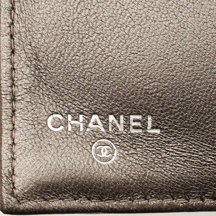 Pre Owned محفظة شانيل جلد كافيار مبطنة سوداء كلاسيكية حجم كبير 