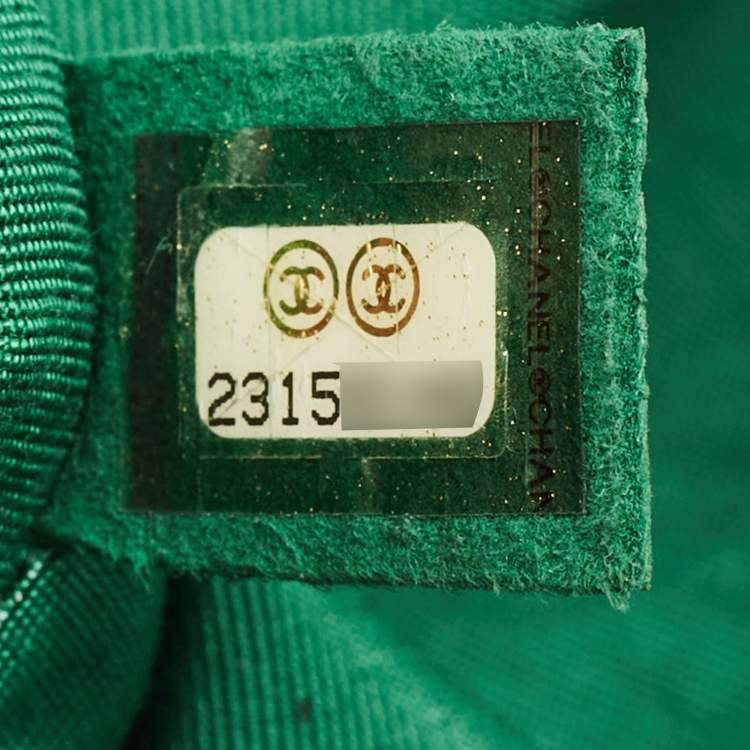 Pre Owned Chanel Boy Medium Green Quilted Leather Flap Bag