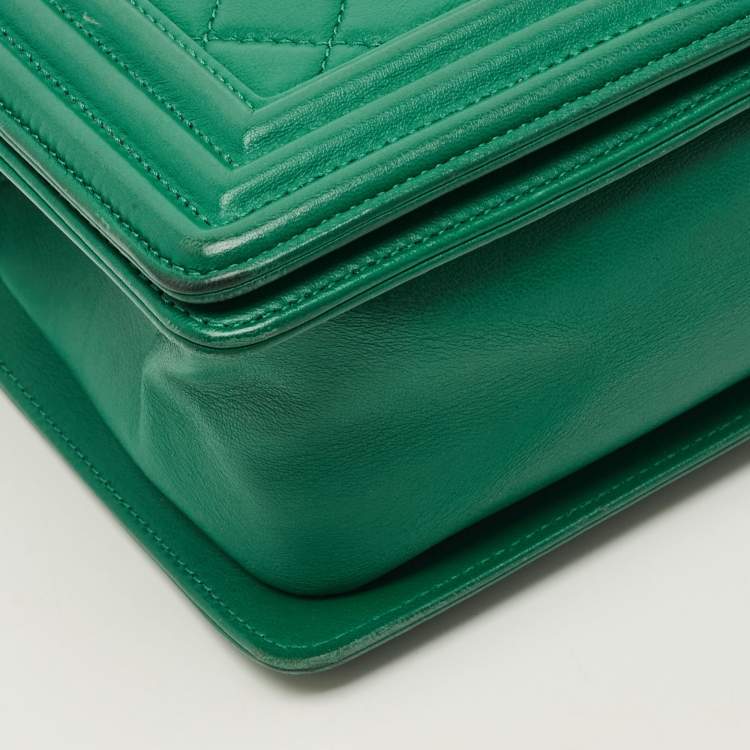 Pre Owned Chanel Boy Medium Green Quilted Leather Flap Bag