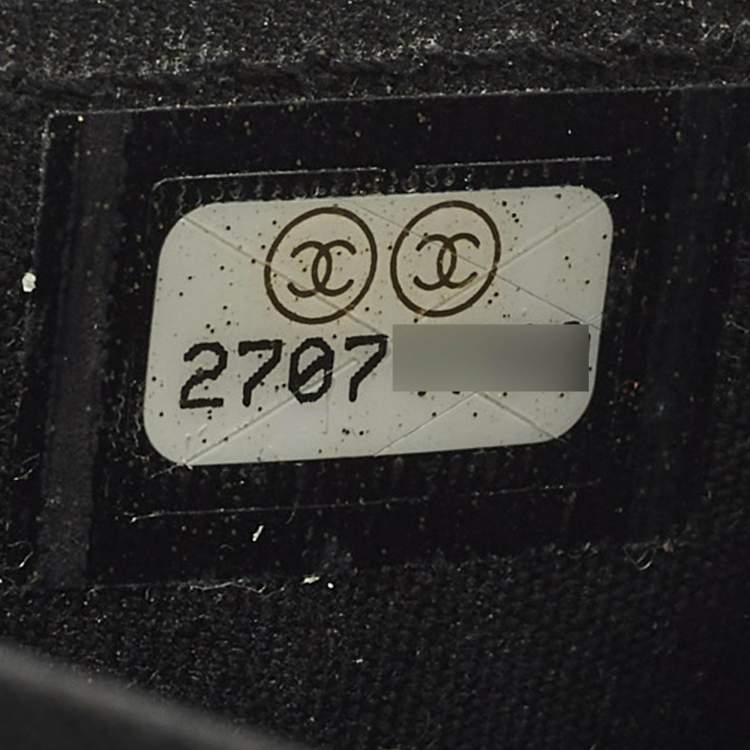 Pre Owned Chanel Boy Black Quilted Caviar Leather Flap Card Holder