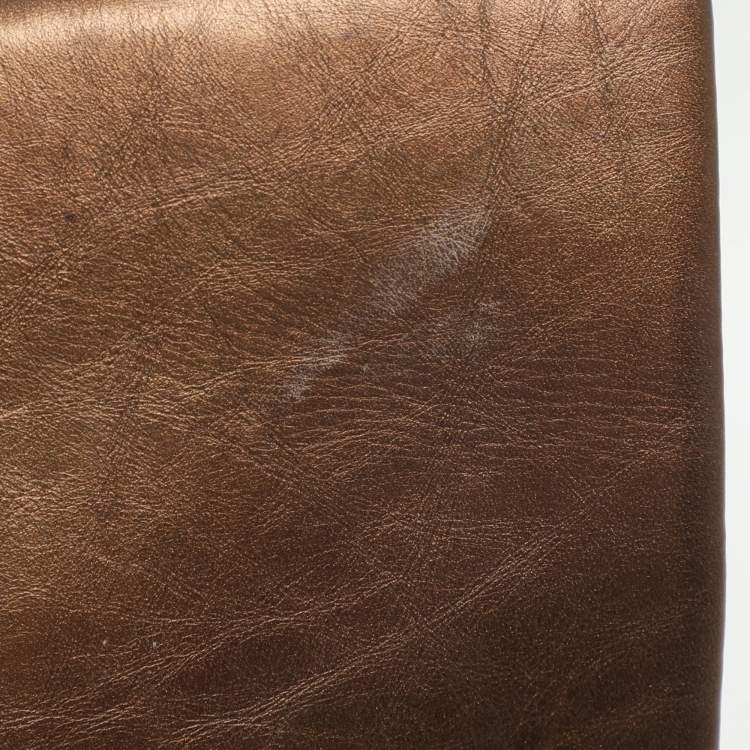 Pre Owned Chanel Reissue 226 Bronze Quilted Caviar Leather Flap Bag